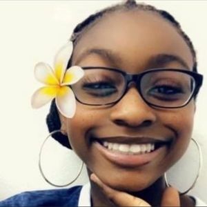 Meet your Posher, Micaela